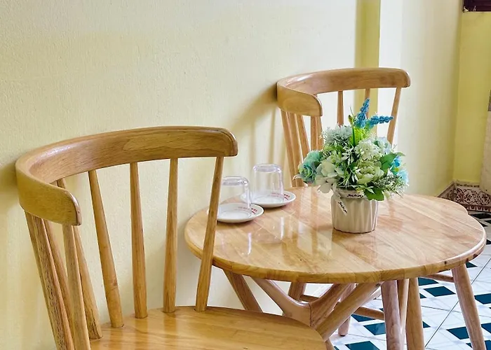 Kim Anh Khách sạn hẻo lánh *